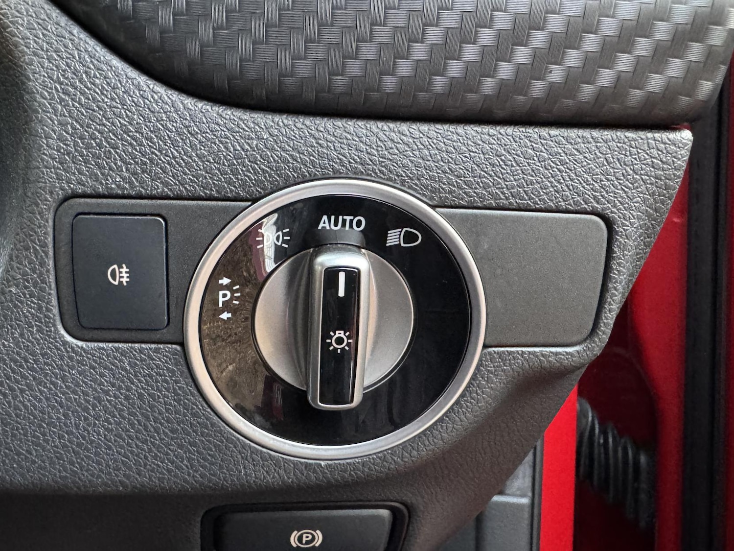 Used Mercedes-Benz A-Class 2015 for sale - 76471816: Photo 35