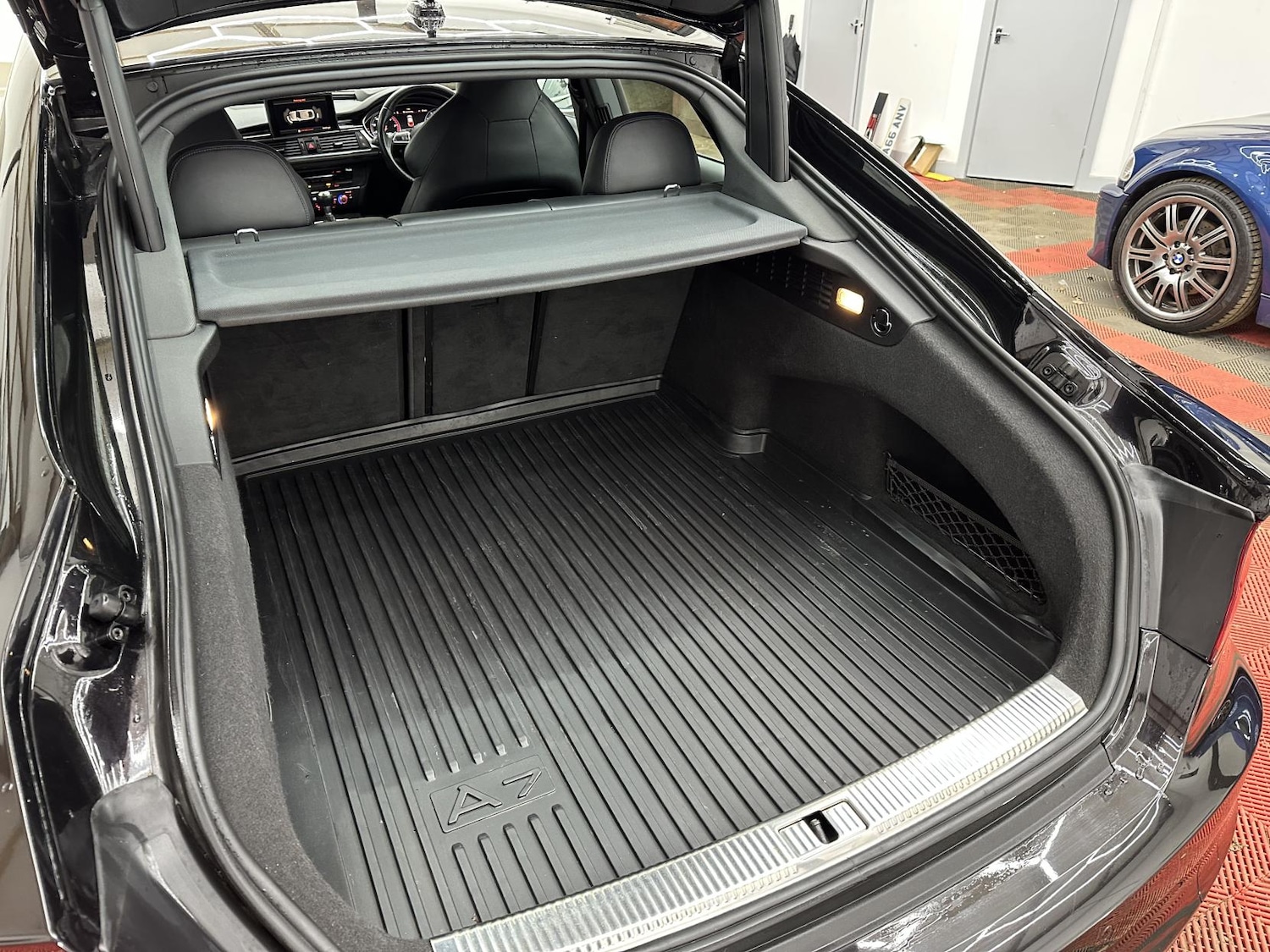 Used Audi RS7 2014 for sale - 77107937: Photo 16