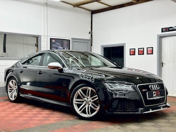 2014 - 4.0T FSI V8 Bi-Turbo RS7 Quattro 5dr Tip Auto
