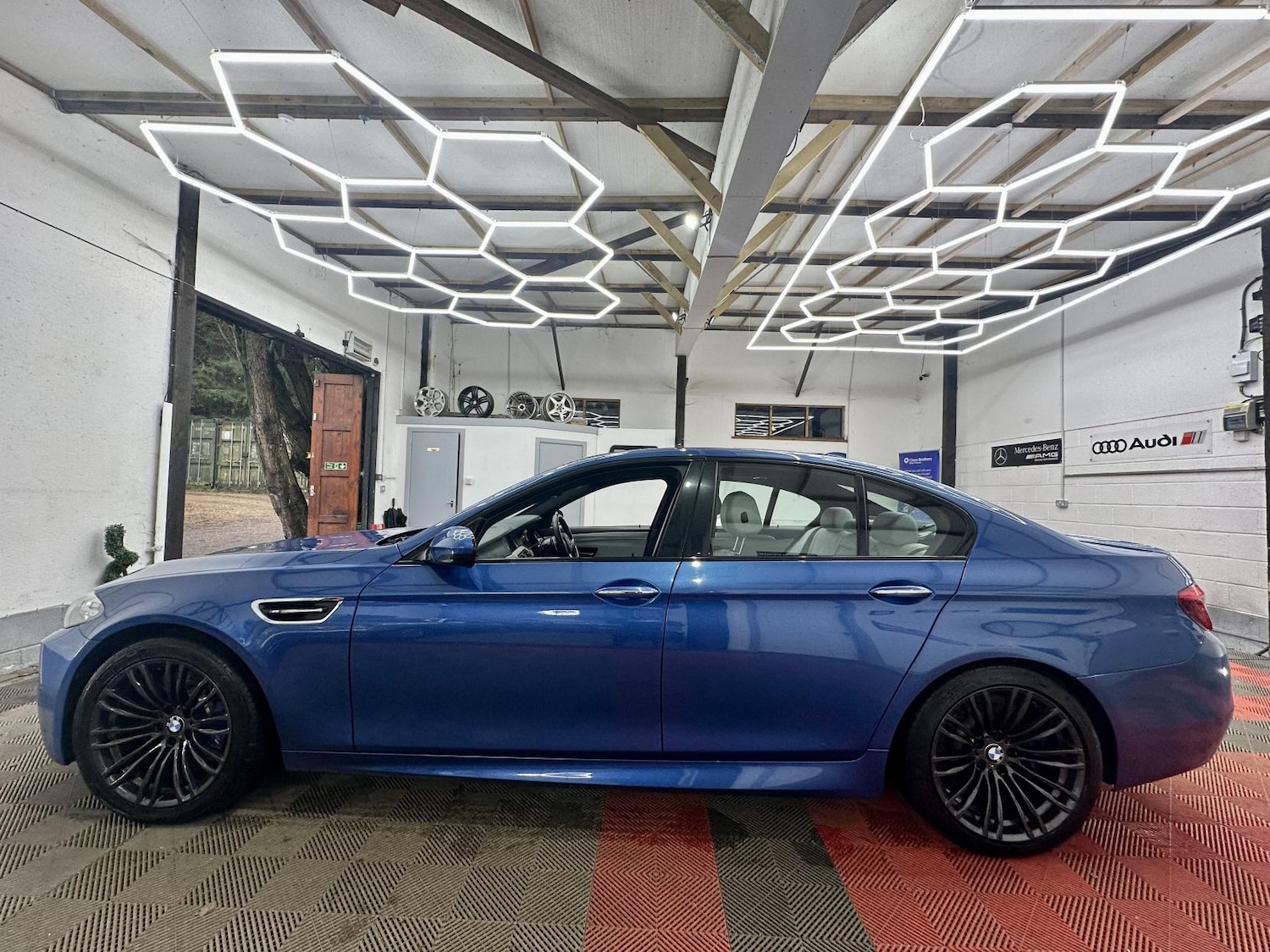 Used BMW M5 2015 for sale - 77409895: Photo 15