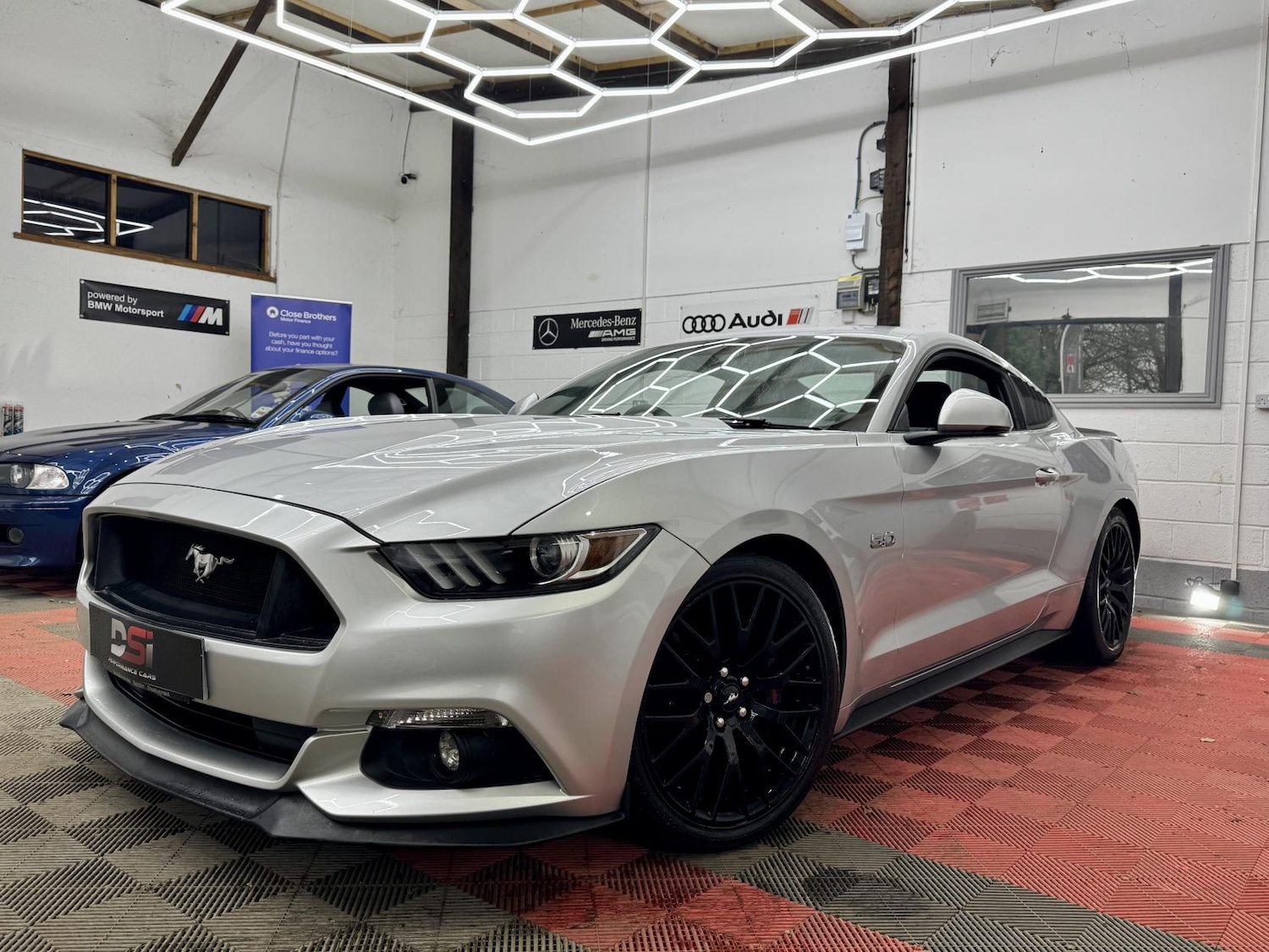 Used Ford Mustang 2016 for sale - 77137859: Photo 3