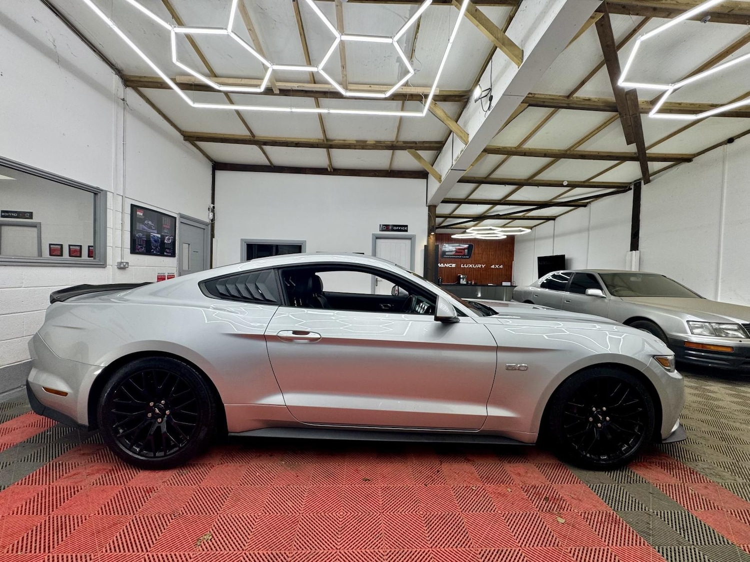Used Ford Mustang 2016 for sale - 77137859: Photo 6