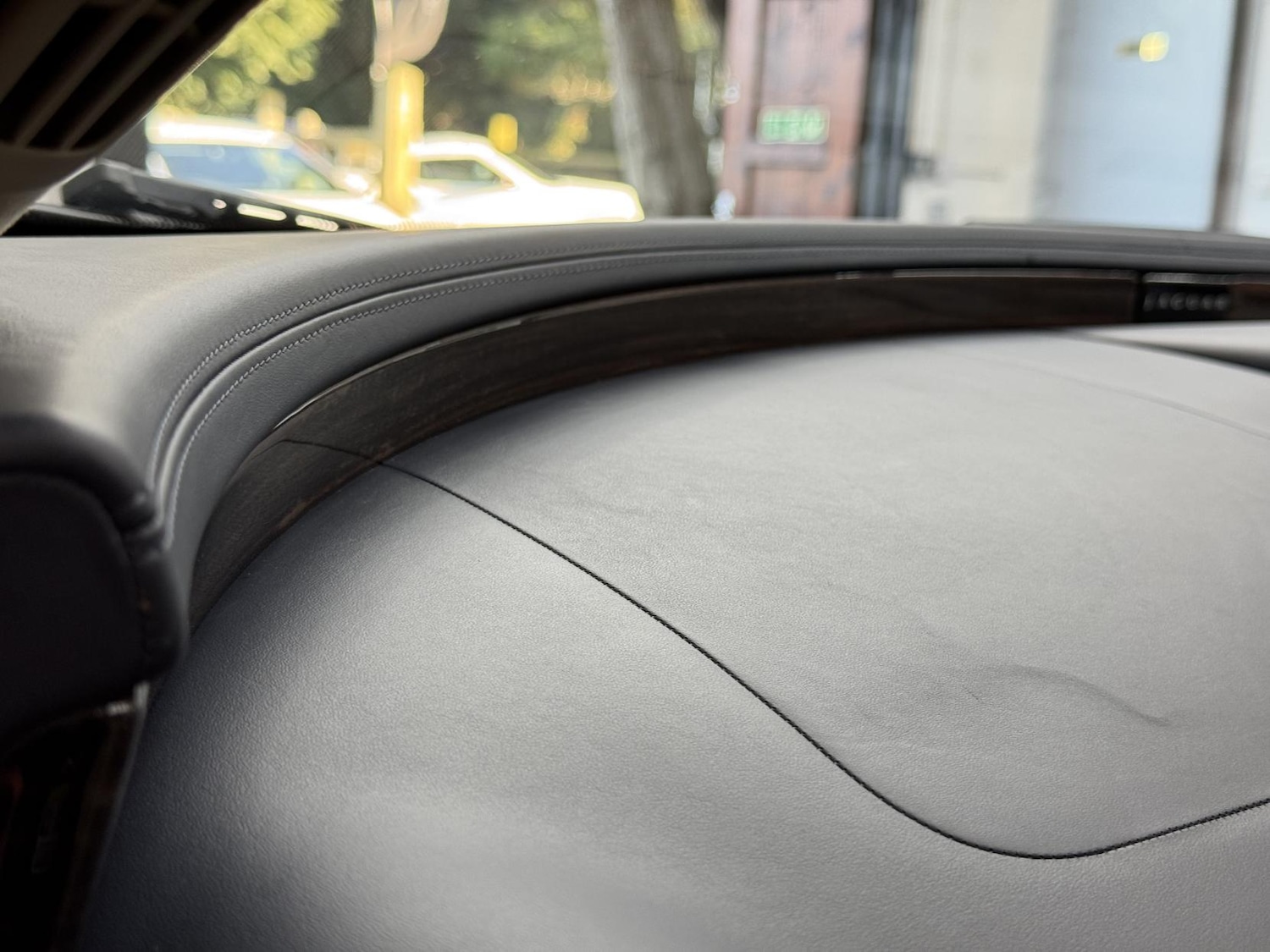 Used Jaguar XJ 2010 for sale - 77750447: Photo 42