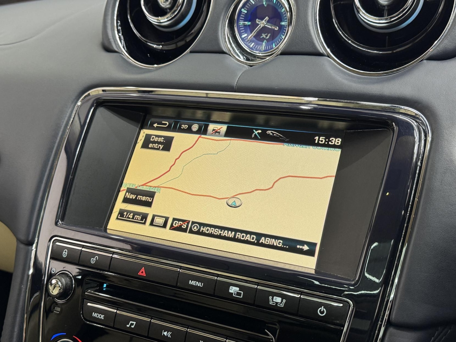 Used Jaguar XJ 2010 for sale - 77750447: Photo 62