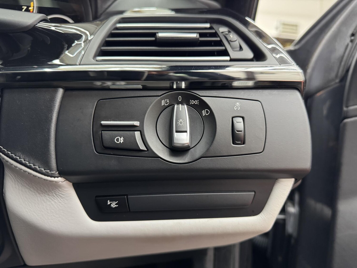 Used BMW M6 2016 for sale - 77848273: Photo 34