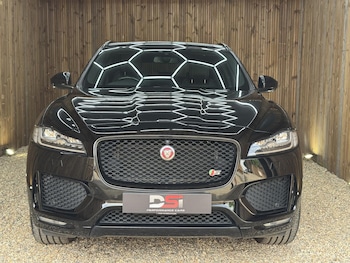 Used Jaguar F-Pace 2016 for sale - 78656924: Photo