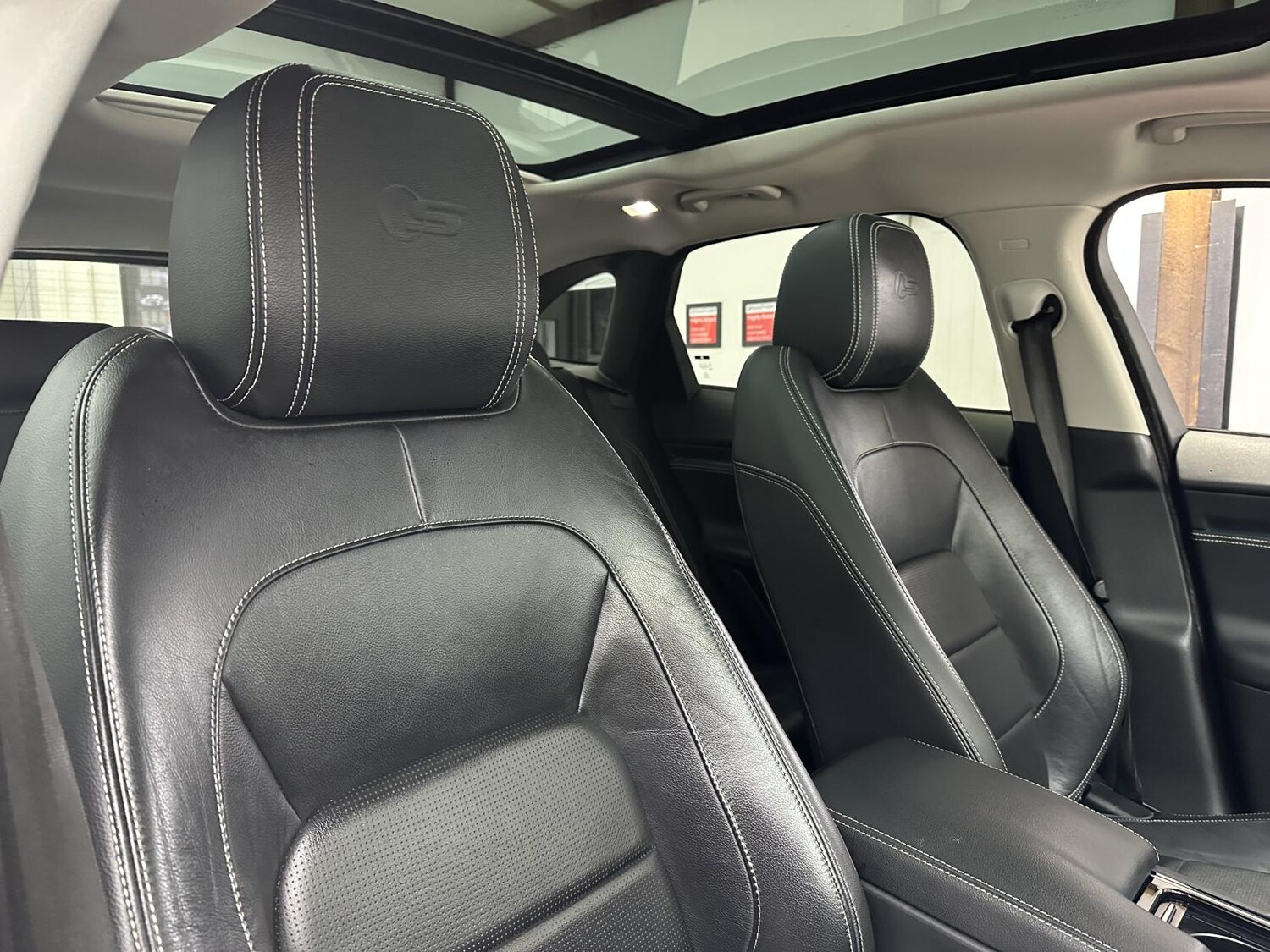 Used Jaguar F-Pace 2017 for sale - 77495147: Photo 24