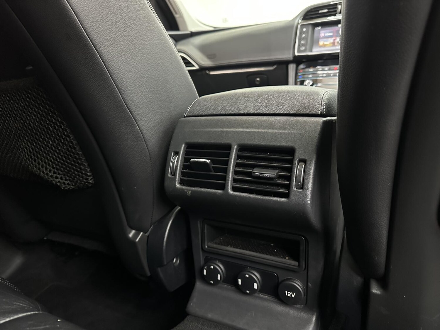 Used Jaguar F-Pace 2017 for sale - 77495147: Photo 29