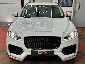 Used Jaguar F-Pace 2017 for sale - 77495147: Photo