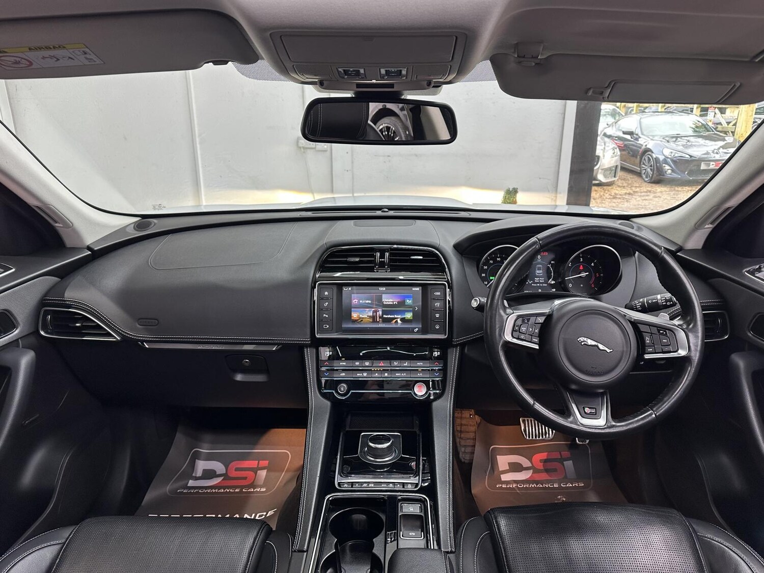 Used Jaguar F-Pace 2017 for sale - 77495147: Photo 34