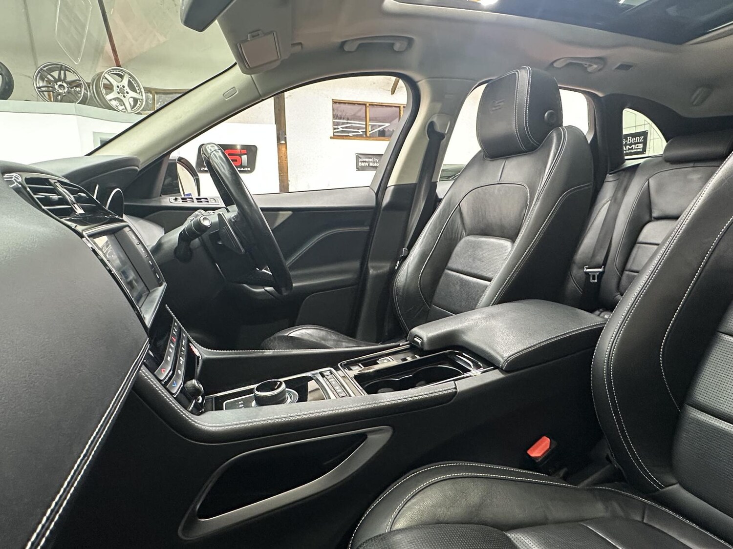 Used Jaguar F-Pace 2017 for sale - 77495147: Photo 35