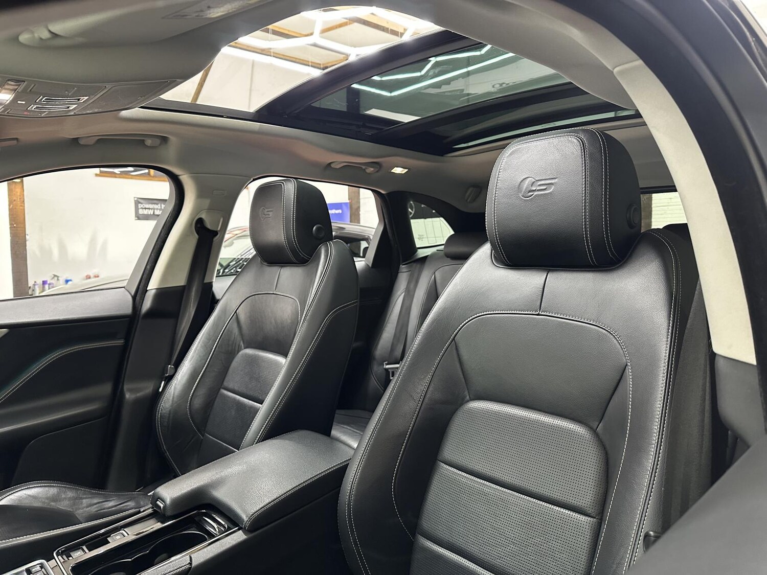 Used Jaguar F-Pace 2017 for sale - 77495147: Photo 36