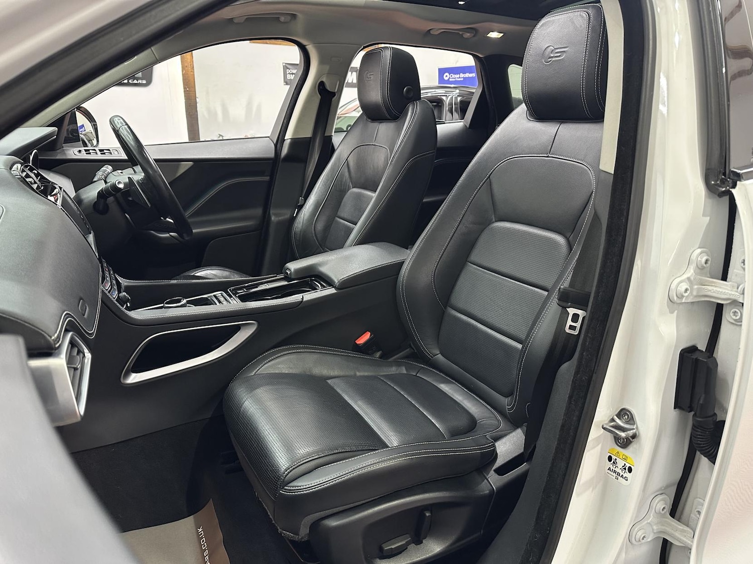 Used Jaguar F-Pace 2017 for sale - 77495147: Photo 37