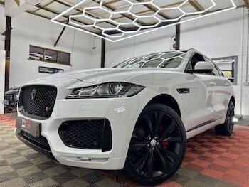 Used Jaguar F-Pace 2017 for sale - 77495147: Photo