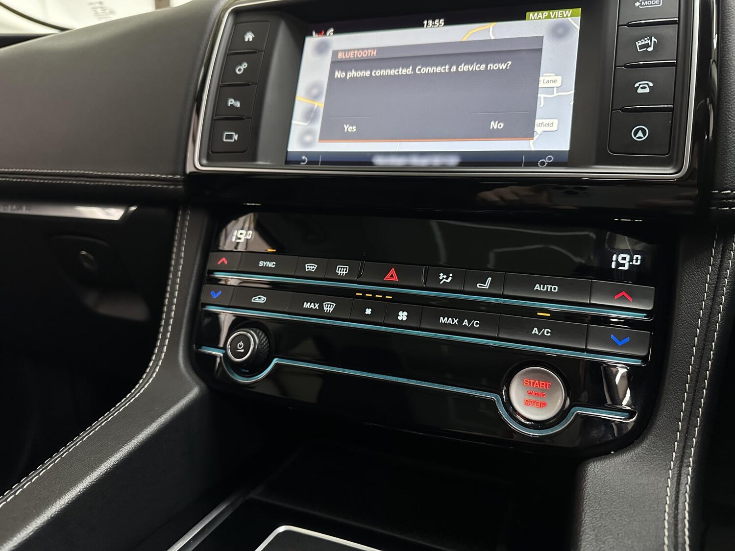 Used Jaguar F-Pace 2017 for sale - 77495147: Photo 45