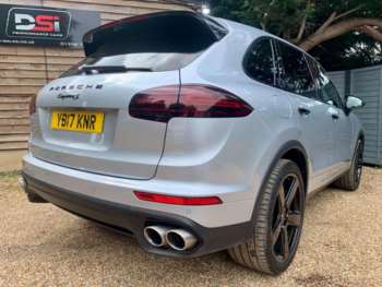 Used Porsche Cayenne 2017 for sale - 75131656: Photo