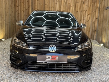 Used Volkswagen Golf 2019 for sale - 79393911: Photo