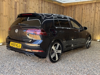 Used Volkswagen Golf 2019 for sale - 79393911: Photo