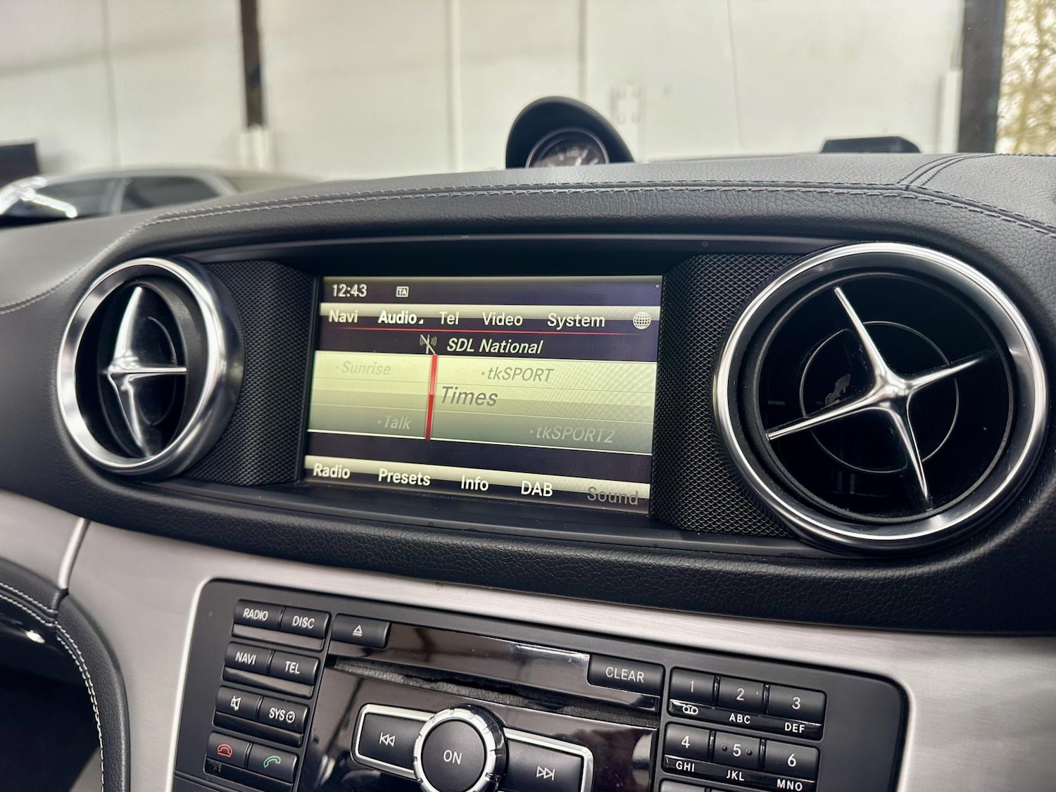 Used Mercedes-Benz SL 2013 for sale - 77063590: Photo 30