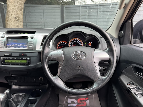 Used Toyota Hilux 2016 for sale - 76273140: Photo 18