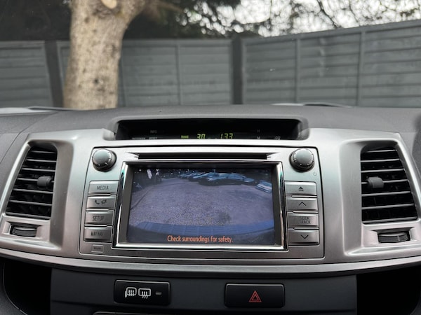 Used Toyota Hilux 2016 for sale - 76273140: Photo 33