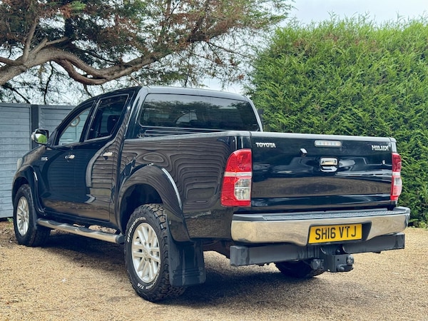 Used Toyota Hilux 2016 for sale - 76273140: Photo 5