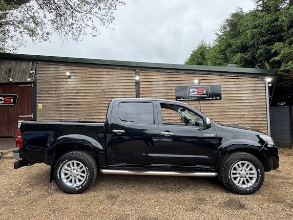 Used Toyota Hilux 2016 for sale - 76273140: Photo 6