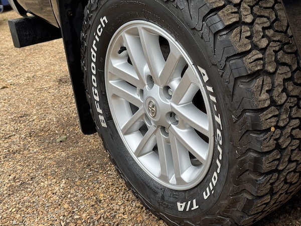 Used Toyota Hilux 2016 for sale - 76273140: Photo 8