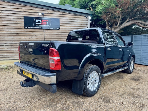 Used Toyota Hilux 2016 for sale - 76273140: Photo 9