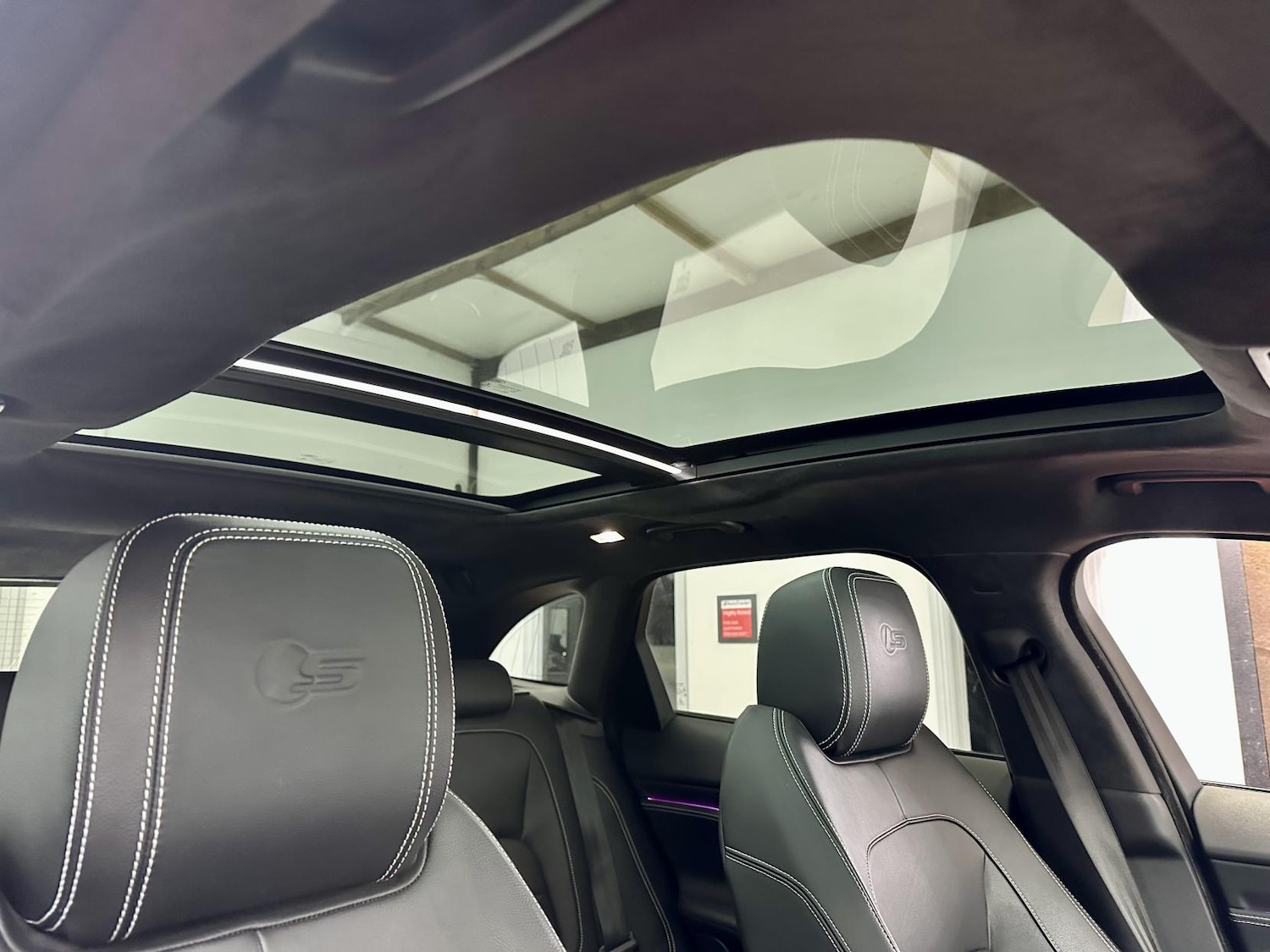 Used Jaguar F-Pace 2019 for sale - 77435277: Photo 31