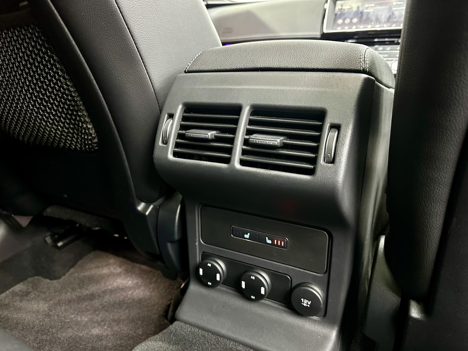 Used Jaguar F-Pace 2019 for sale - 77435277: Photo 37