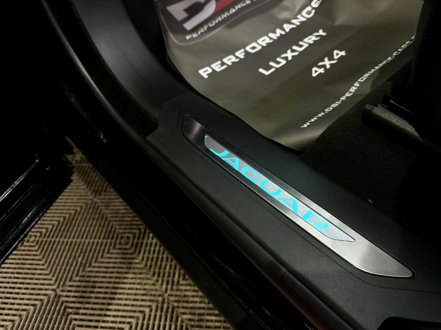 Used Jaguar F-Pace 2019 for sale - 77435277: Photo 43