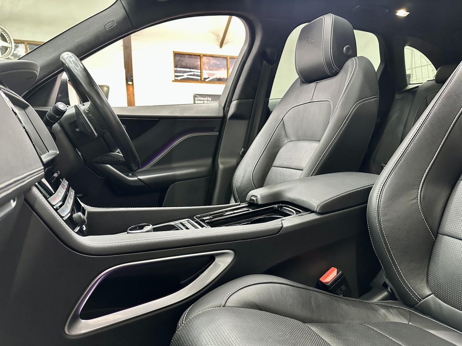 Used Jaguar F-Pace 2019 for sale - 77435277: Photo 46