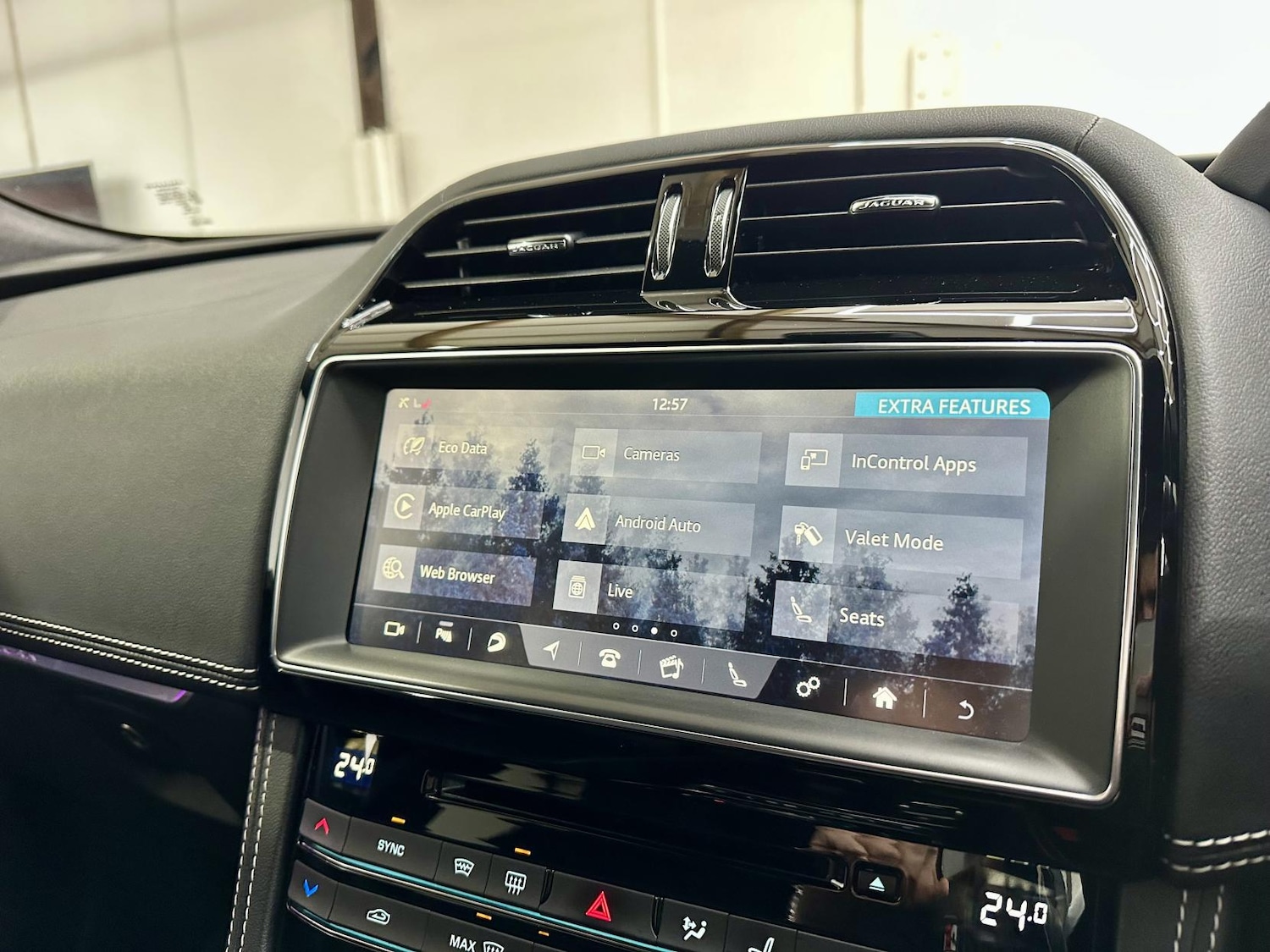 Used Jaguar F-Pace 2019 for sale - 77435277: Photo 48