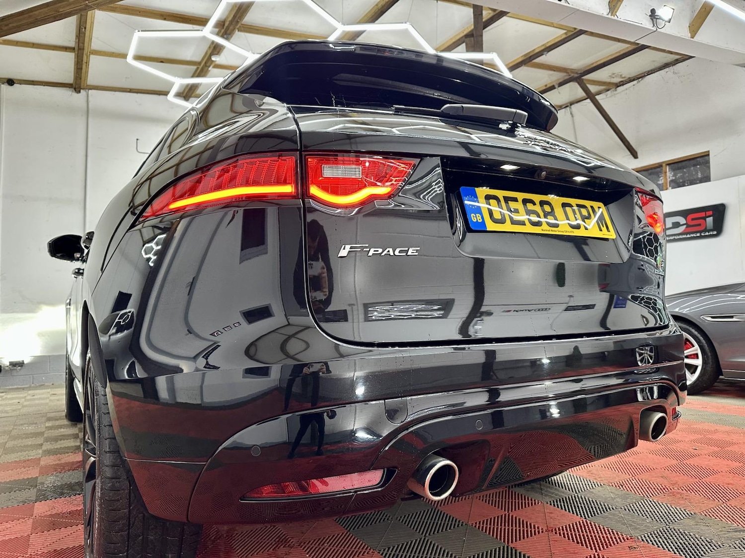 Used Jaguar F-Pace 2019 for sale - 77435277: Photo 7