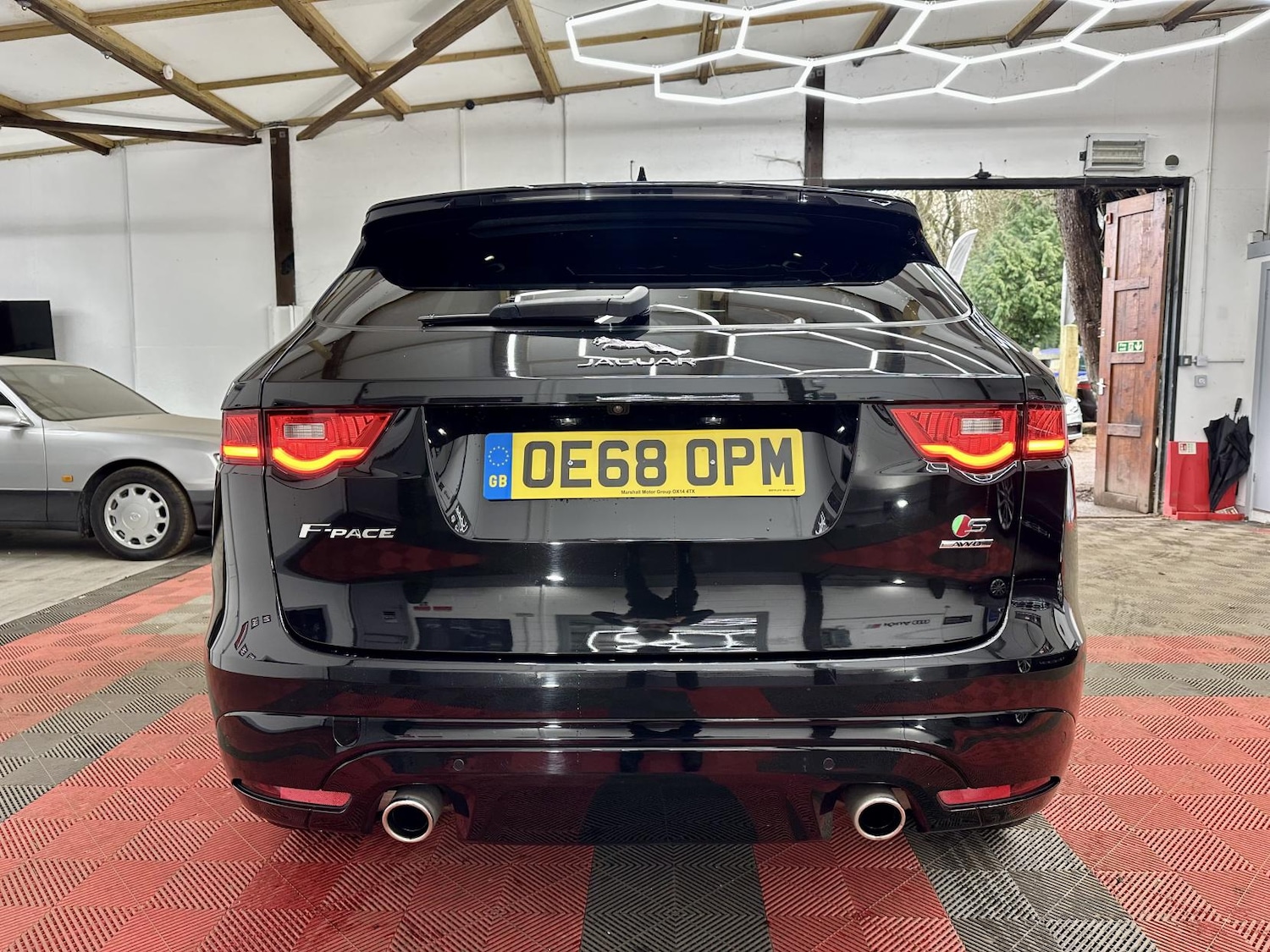 Used Jaguar F-Pace 2019 for sale - 77435277: Photo 9