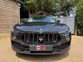 Used Maserati Levante 2017 for sale - 75131676: Photo
