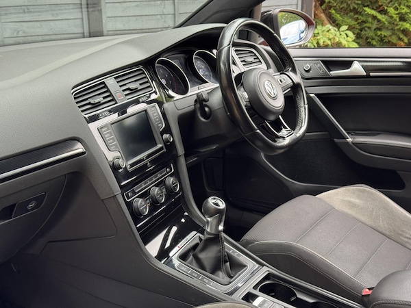 Used Volkswagen Golf 2016 for sale - 76304446: Photo 24