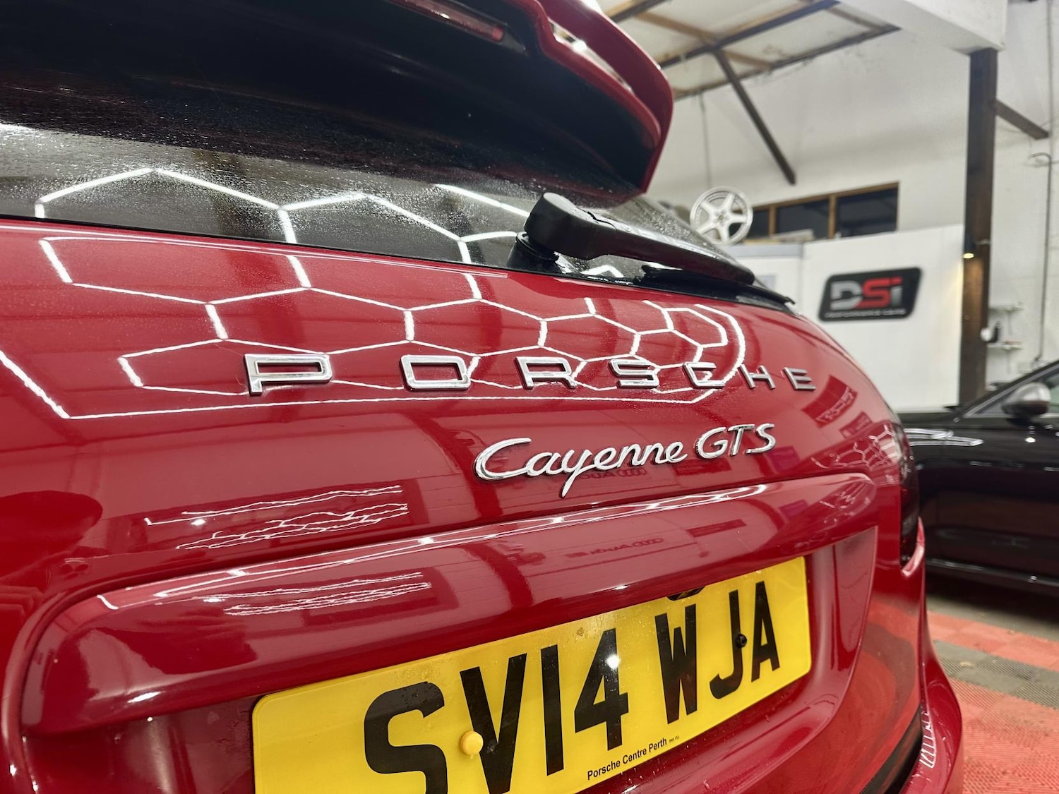 Used Porsche Cayenne 2014 for sale - 77277685: Photo 11