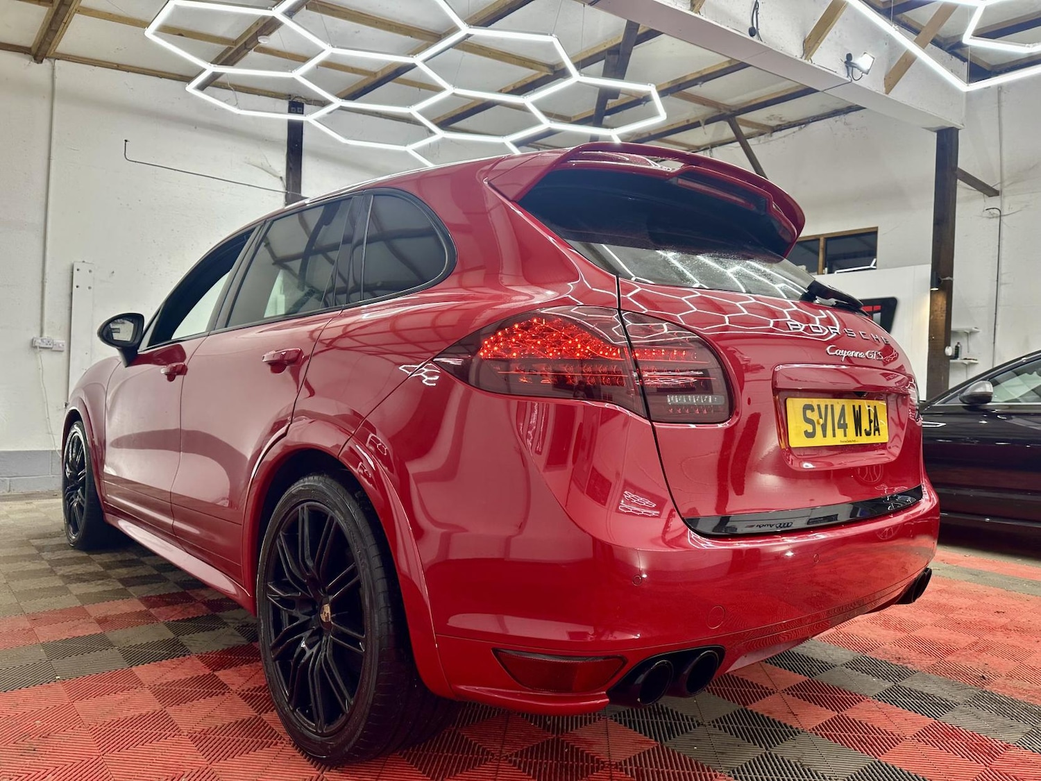 Used Porsche Cayenne 2014 for sale - 77277685: Photo 12