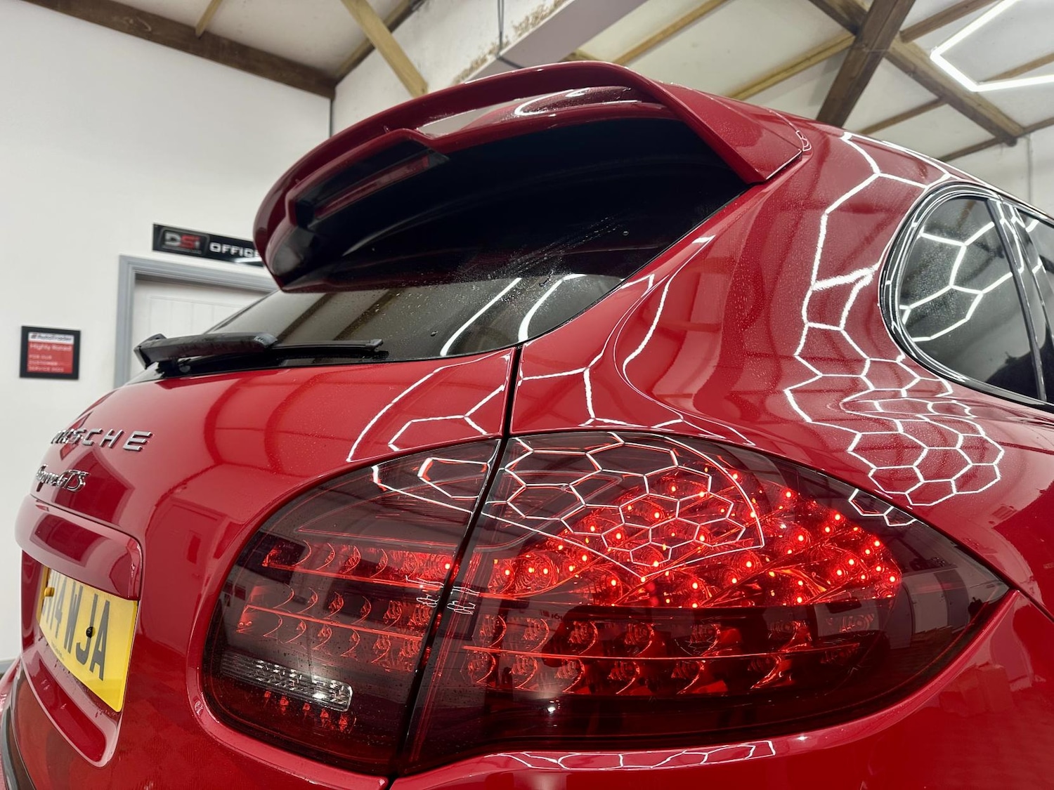 Used Porsche Cayenne 2014 for sale - 77277685: Photo 18