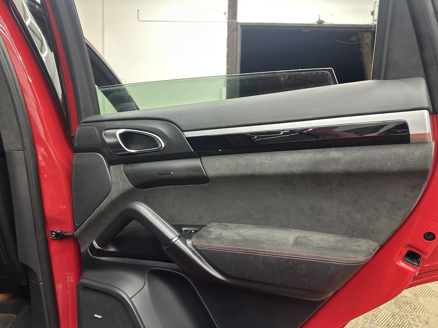 Used Porsche Cayenne 2014 for sale - 77277685: Photo 26