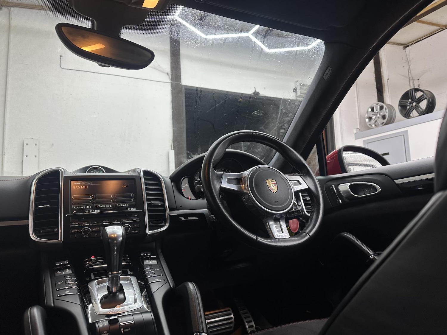 Used Porsche Cayenne 2014 for sale - 77277685: Photo 29