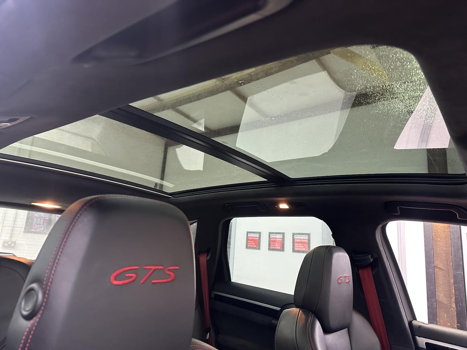 Used Porsche Cayenne 2014 for sale - 77277685: Photo 33