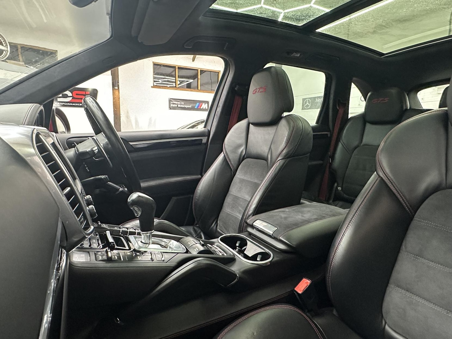 Used Porsche Cayenne 2014 for sale - 77277685: Photo 34