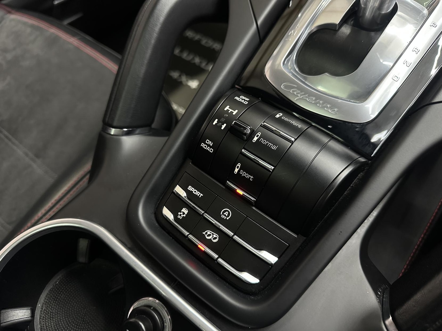 Used Porsche Cayenne 2014 for sale - 77277685: Photo 44