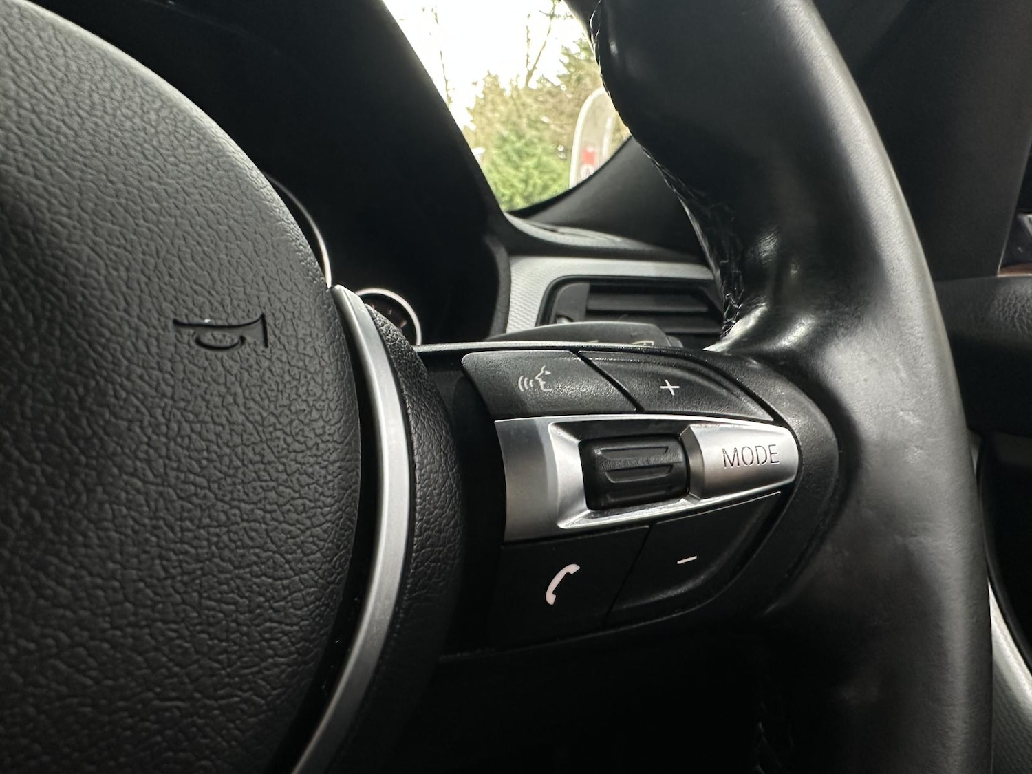 Used BMW 3 Series 2014 for sale - 77545436: Photo 38