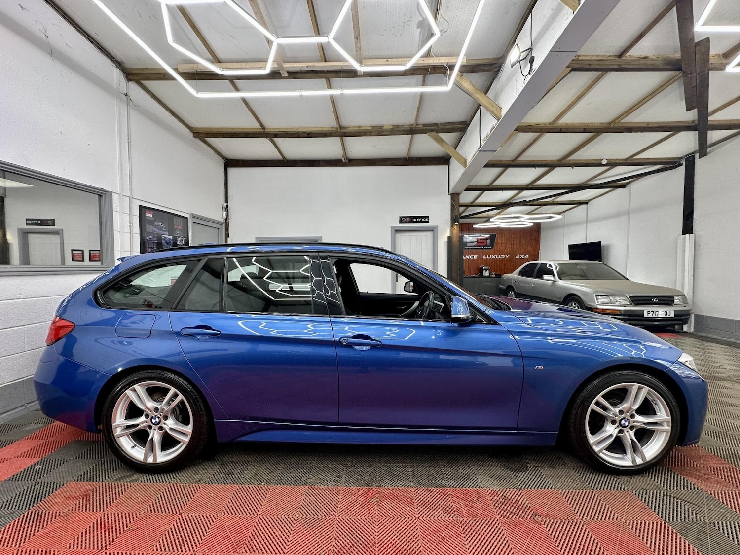 Used BMW 3 Series 2014 for sale - 77545436: Photo 4