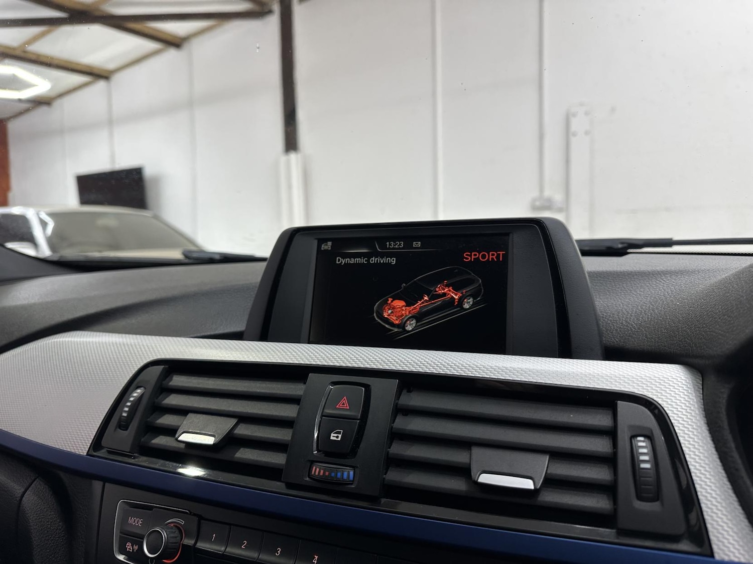 Used BMW 3 Series 2014 for sale - 77545436: Photo 41