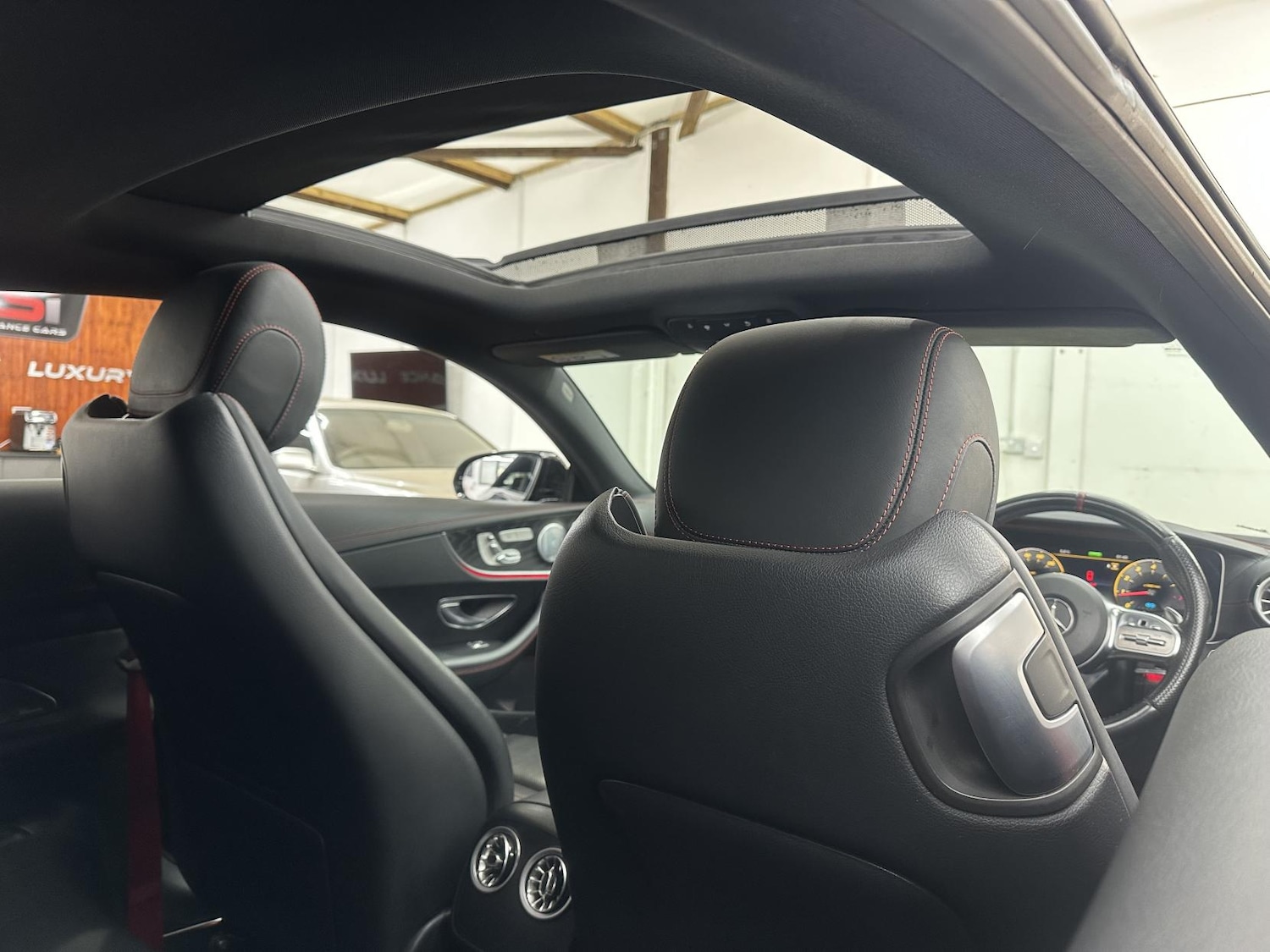 Used Mercedes-Benz E Class 2019 for sale - 77584948: Photo 30